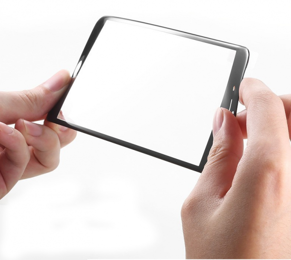 https://www.mobilnisvet.net/images/products/big/113734.png