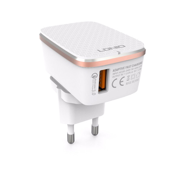 Kucni punjac LDNIO A1204Q USB 5V/3A FAST QC 3.0 za Iphone lightning beli