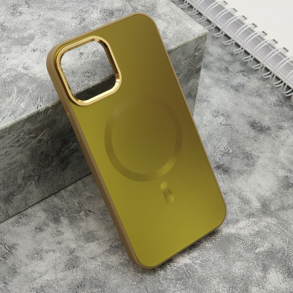 Futrola COLOR METAL MagSafe za iPhone 12/12 Pro (6.1) zlatna