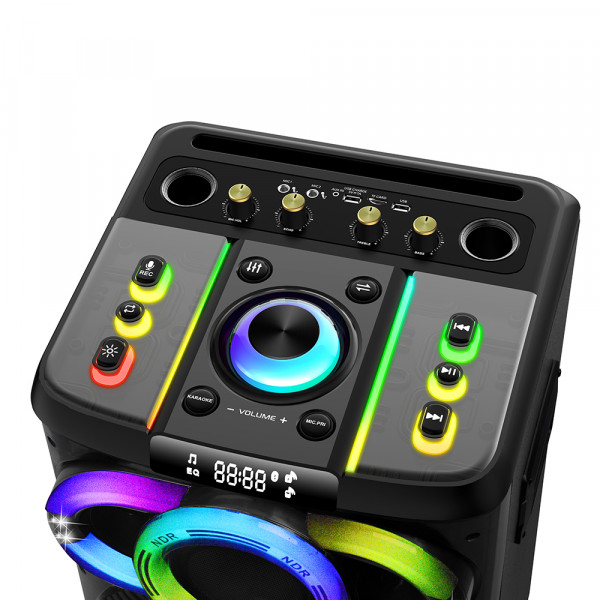 https://www.mobilnisvet.net/images/products/big/449366.jpg