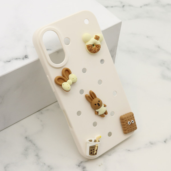 Futrola TOY za iPhone 16 (6.1) bela