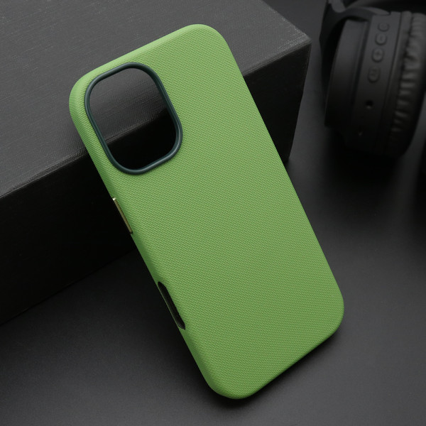 Futrola FROSTED SHIELD MagSafe za iPhone 17 (6.3) zelena