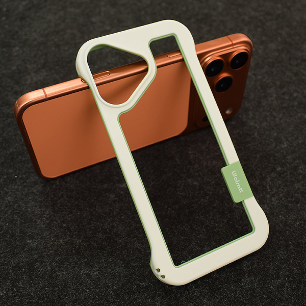 Maska Wolmtt Candy Bumper za iPhone 17 bela