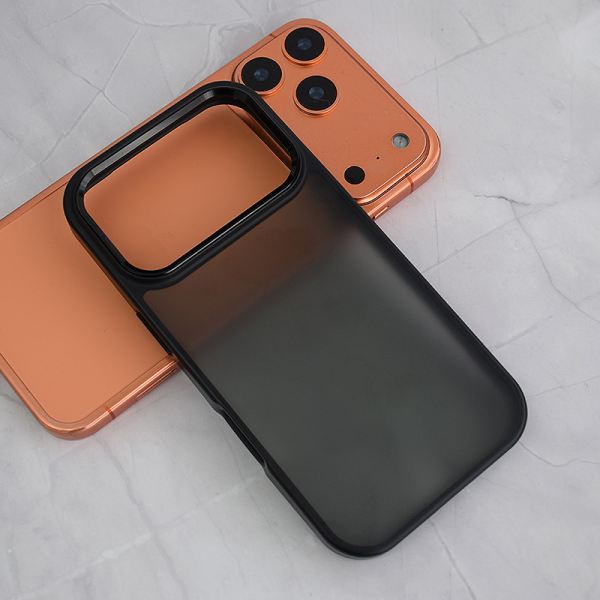 Maska Candy Shield za iPhone 17 Pro crna