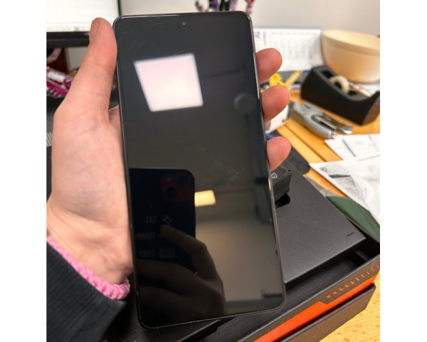 https://www.mobilnisvet.net/images/products/big/496049.jpg
