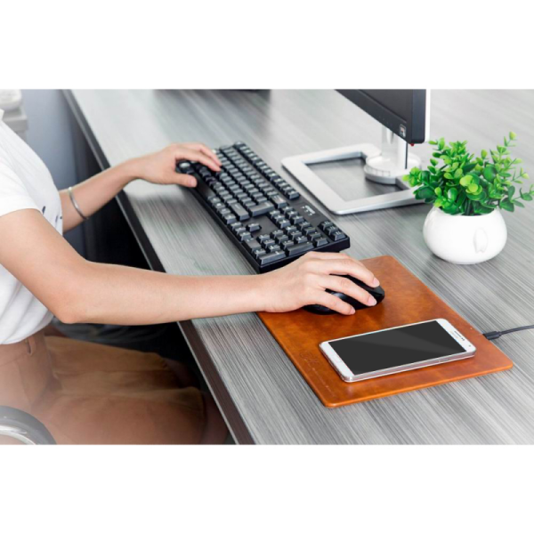 https://www.mobilnisvet.net/images/products/big/81174.png